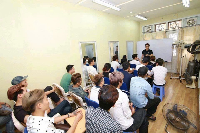 Khoá Học Cấp Tốc Ngành Tóc – Học Nhanh 4 Nghề, Ra Nghề Trong Thời Gian Ngắn